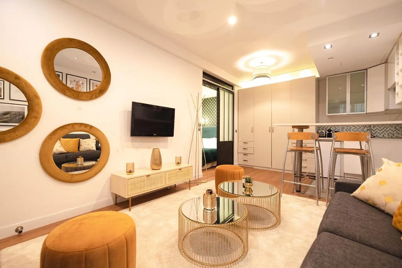 Luxury Home In Ile Saint Louis New I Paris